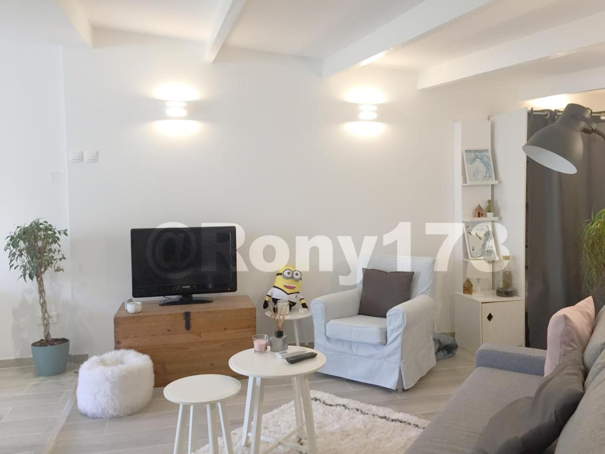 Studio Proche Mer Et Ville Toulon 2 Pers Ngoại thất bức ảnh