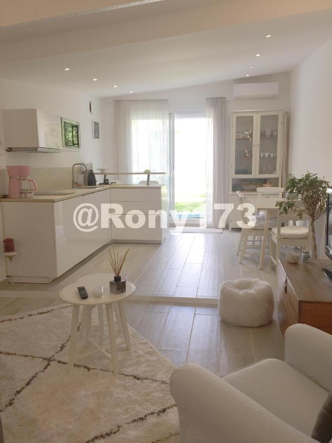 Studio Proche Mer Et Ville Toulon 2 Pers Ngoại thất bức ảnh