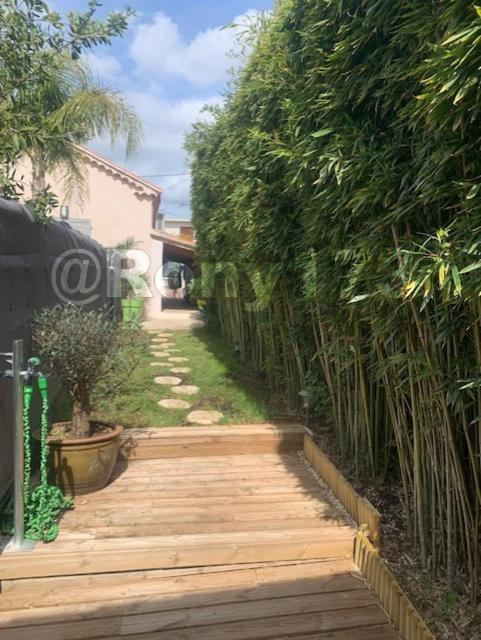 Studio Proche Mer Et Ville Toulon 2 Pers Ngoại thất bức ảnh